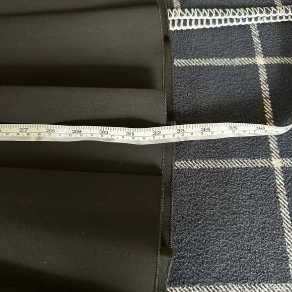 Aritzia Didi Babaton Black Pleated Skirt - Picture 12 of 12